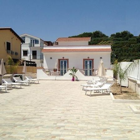 Costa Del Sol Acomodação com café da manhã Porto Empedocle Exterior foto