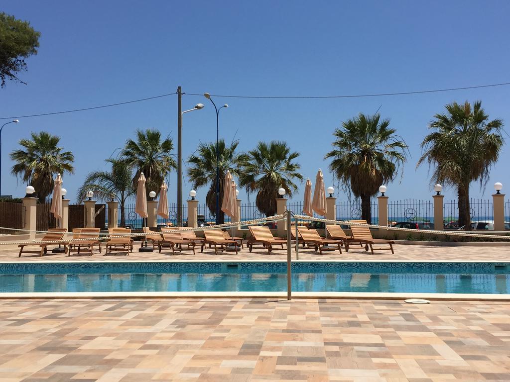 Costa Del Sol Acomodação com café da manhã Porto Empedocle Exterior foto