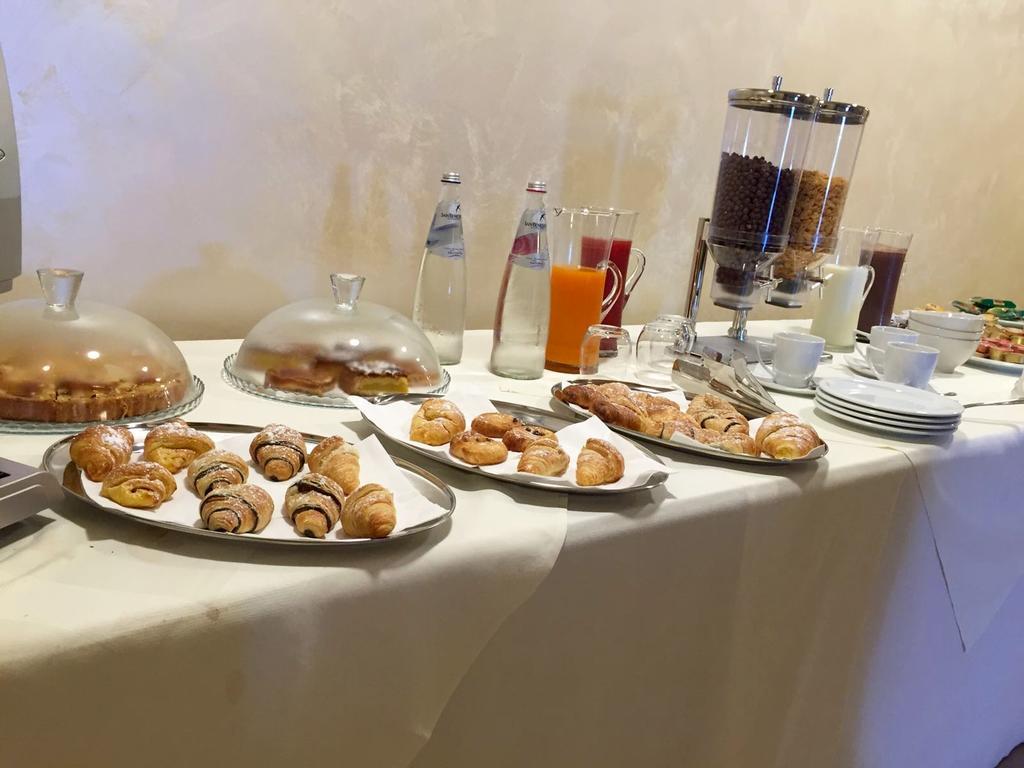 Costa Del Sol Acomodação com café da manhã Porto Empedocle Exterior foto