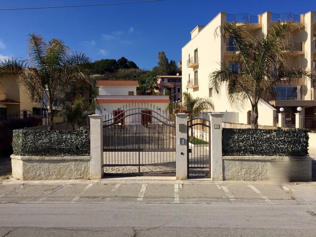Costa Del Sol Acomodação com café da manhã Porto Empedocle Exterior foto