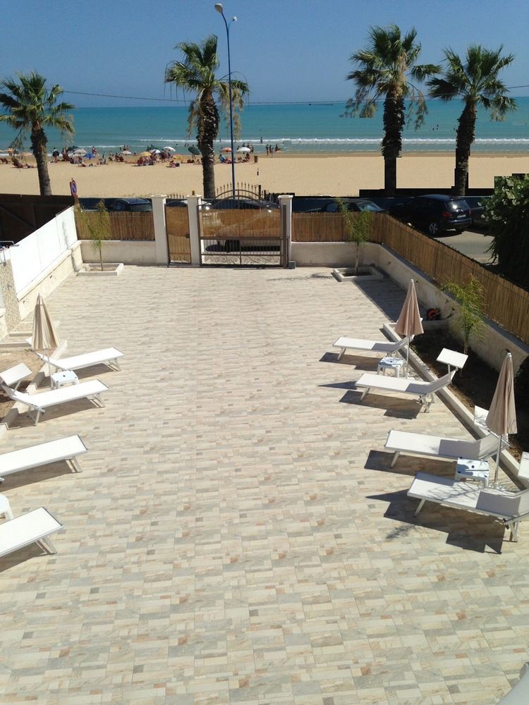 Costa Del Sol Acomodação com café da manhã Porto Empedocle Exterior foto